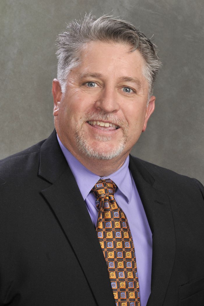 Headshot of Brian Smith