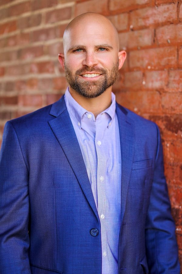 Headshot of Chad Selman