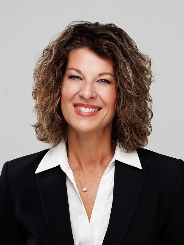 Headshot of Heather Castleman