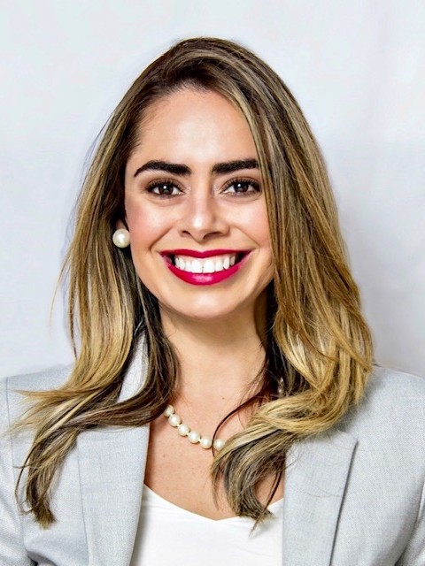 Headshot of Karla Winsett