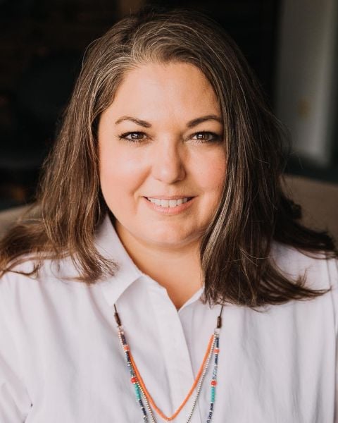 Headshot of Leah Sullins 