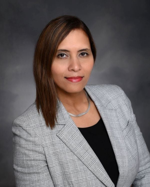 Headshot of Linda Rodrigues