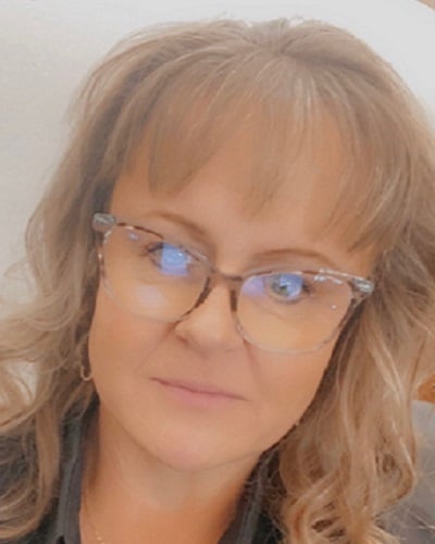 Headshot of Teresa Davis