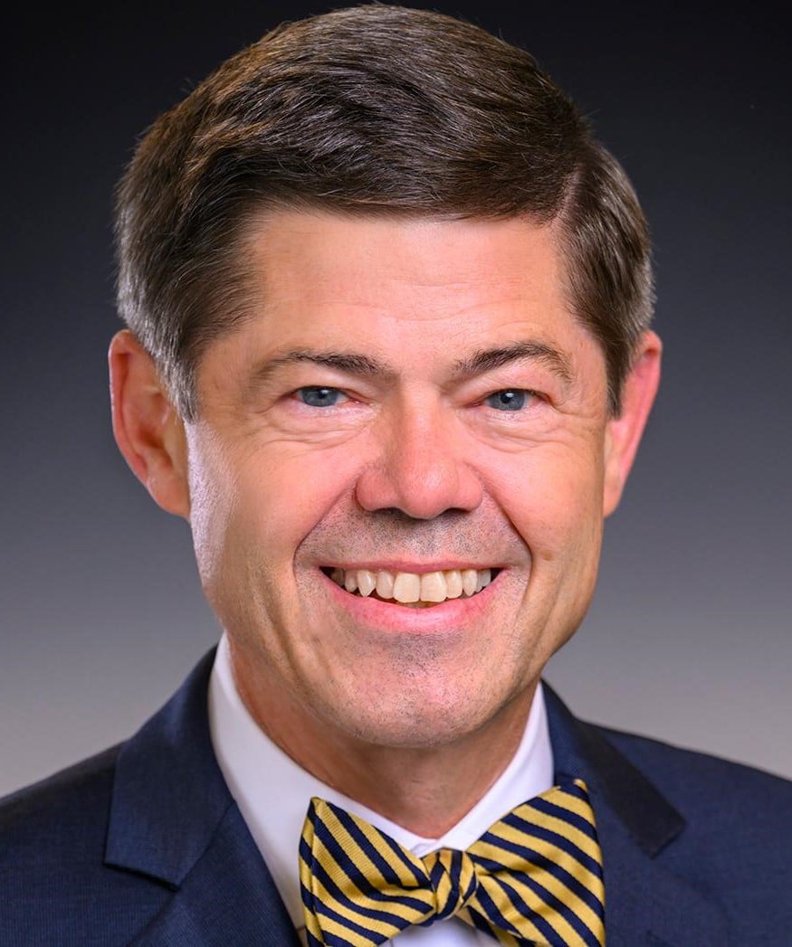 Headshot of Allan Ivie