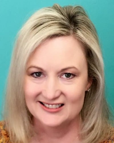 Headshot of Cindy DeSalvo