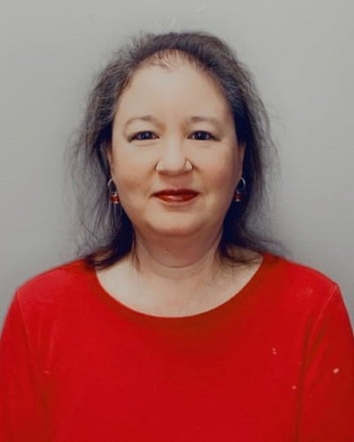 Headshot of Laura Hart