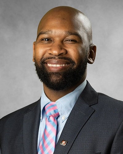 Headshot of Tennyson Curtis