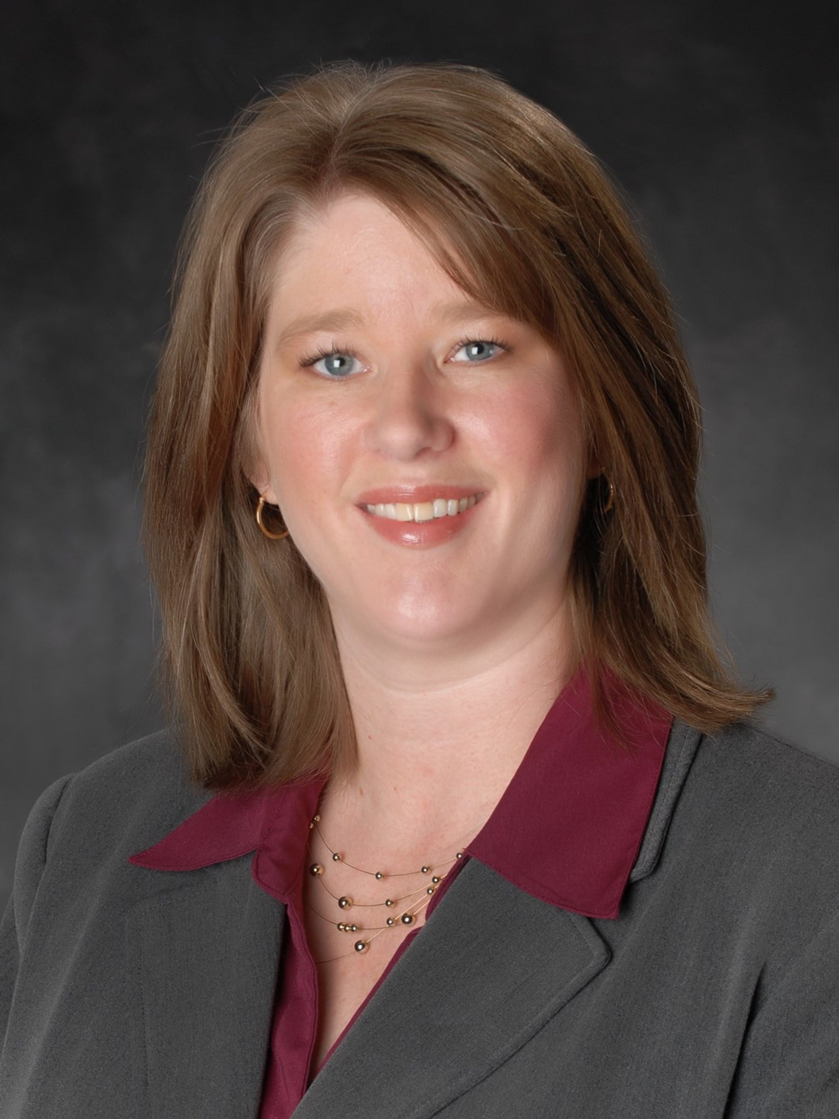 Headshot of Tracy Bradley